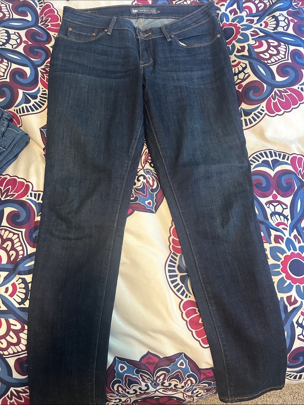 Levi's Bold Curve High-Rise Skinny Jeans in Dark Indigo
